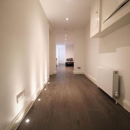 Superb Flat Near Victoria Station Apartment London Exterior photo